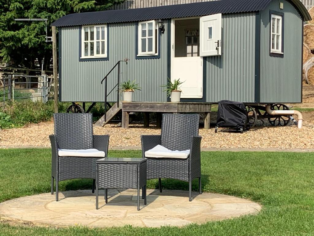 Weatherhead Farm Shepherds Hut (Buckingham)