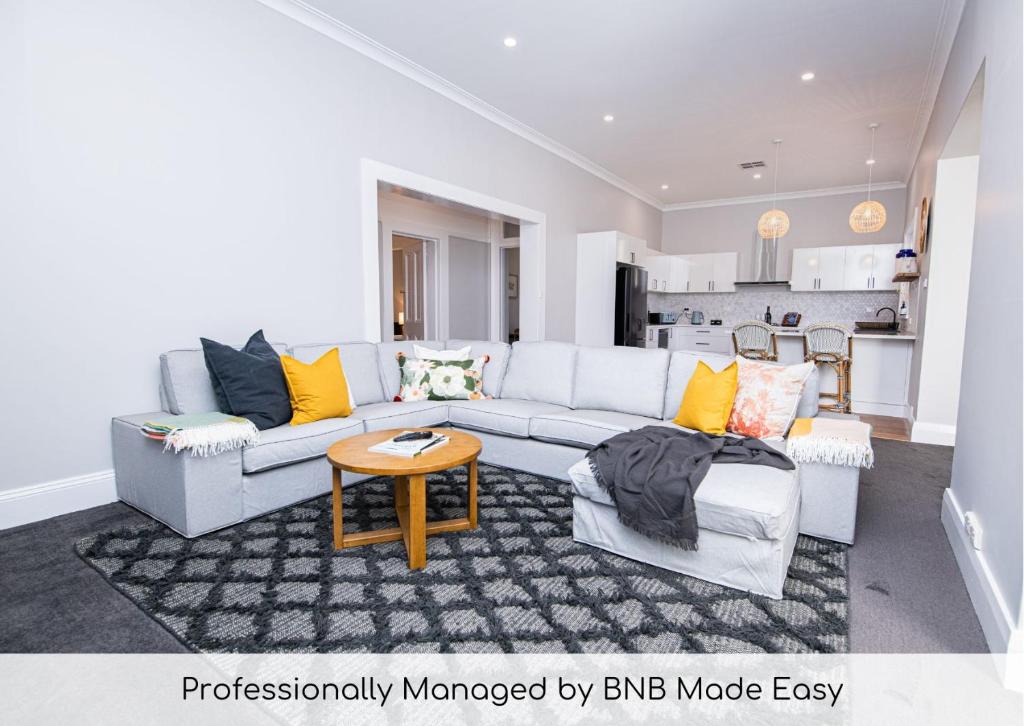 The Byng House Grand and Central