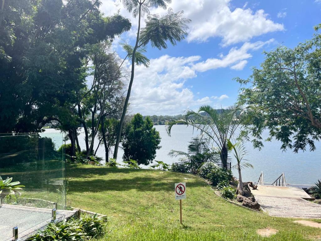 Unbeatable Riverfront Luxury Resort Style House