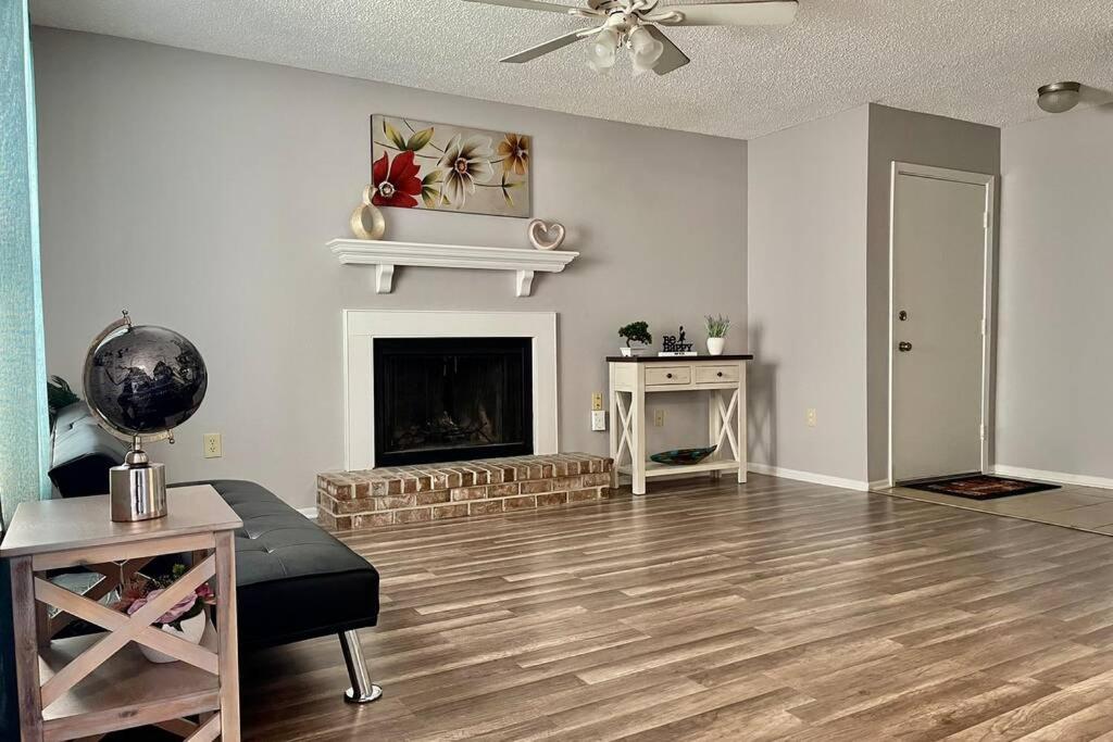 The Cottage by Mall of Louisiana