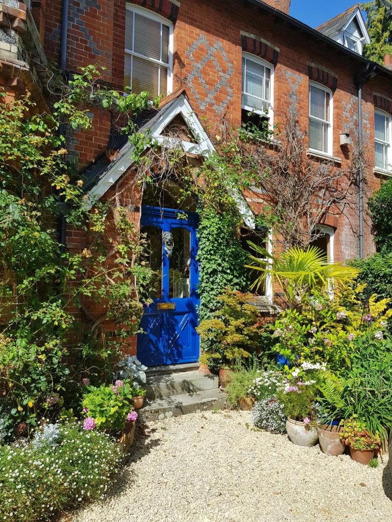 Alma House Bed and Breakfast (Newbury)