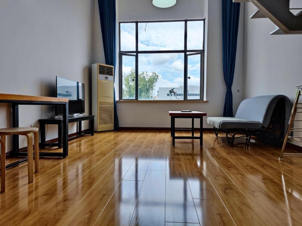 iFamily Apart Hotel Xinjinqiao Branch
