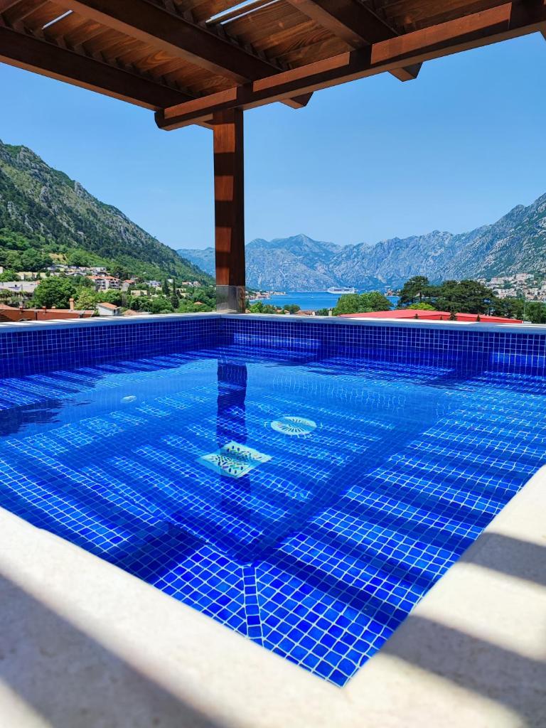 Villa Vista Real