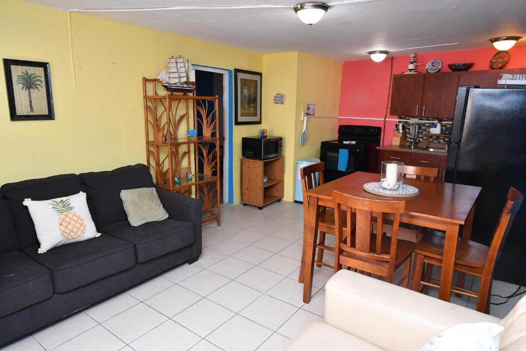 Coqui del Mar - LGBTQ Hotel - Adults Only