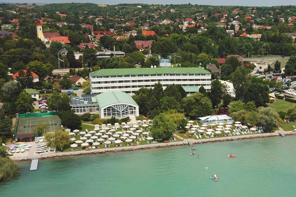 Hotel Marina Port (Balatonkenese)