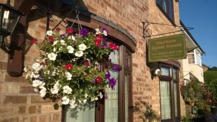 Denham Guest House (Denham)