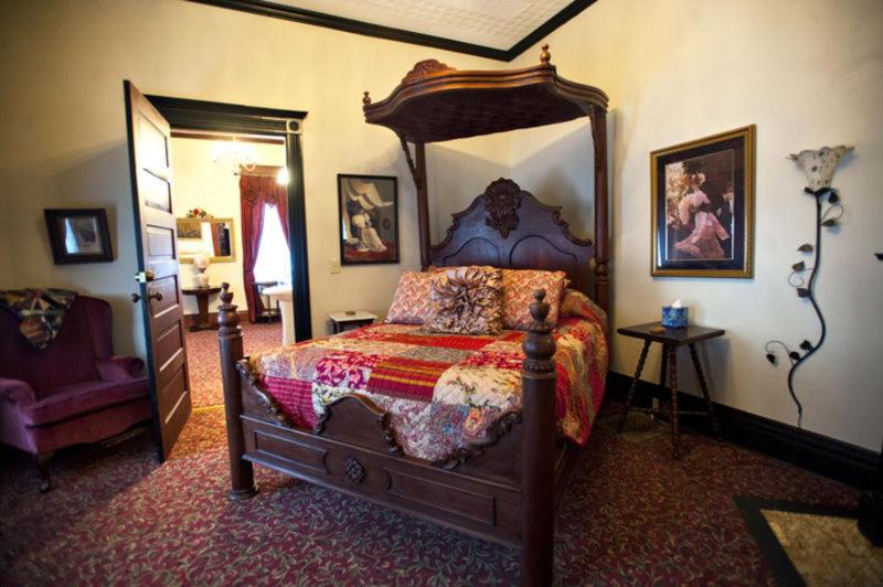 Grand Victorian Inn (Park City)