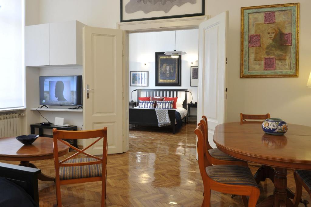 Art Gallery Dalmatinska