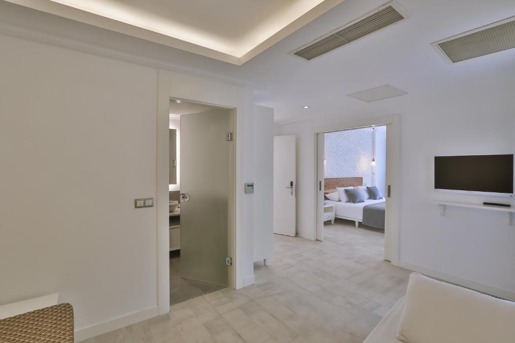 Arnna Hotel