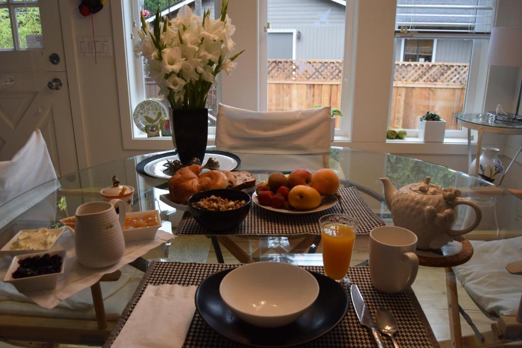 Rathtrevor Beach B&B (Parksville)