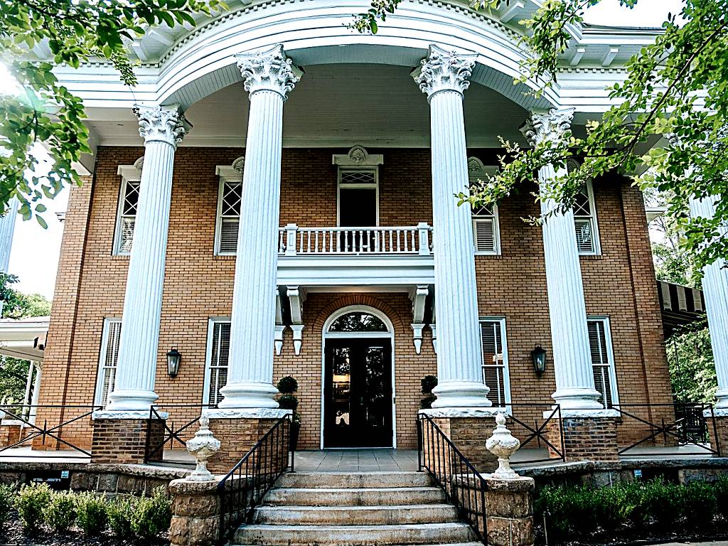 Heritage House Bed & Breakfast - Boutique Adults-Only Inn (Opelika)
