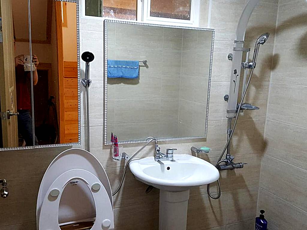 Suji Guesthouse