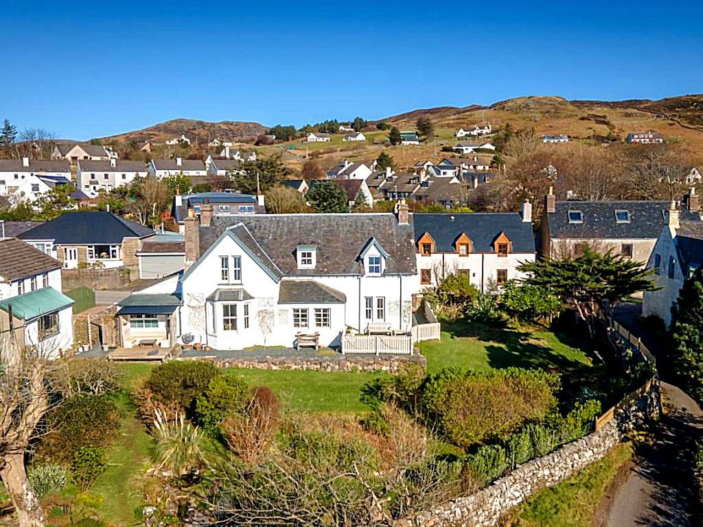 The Old School House B&B (Gairloch)