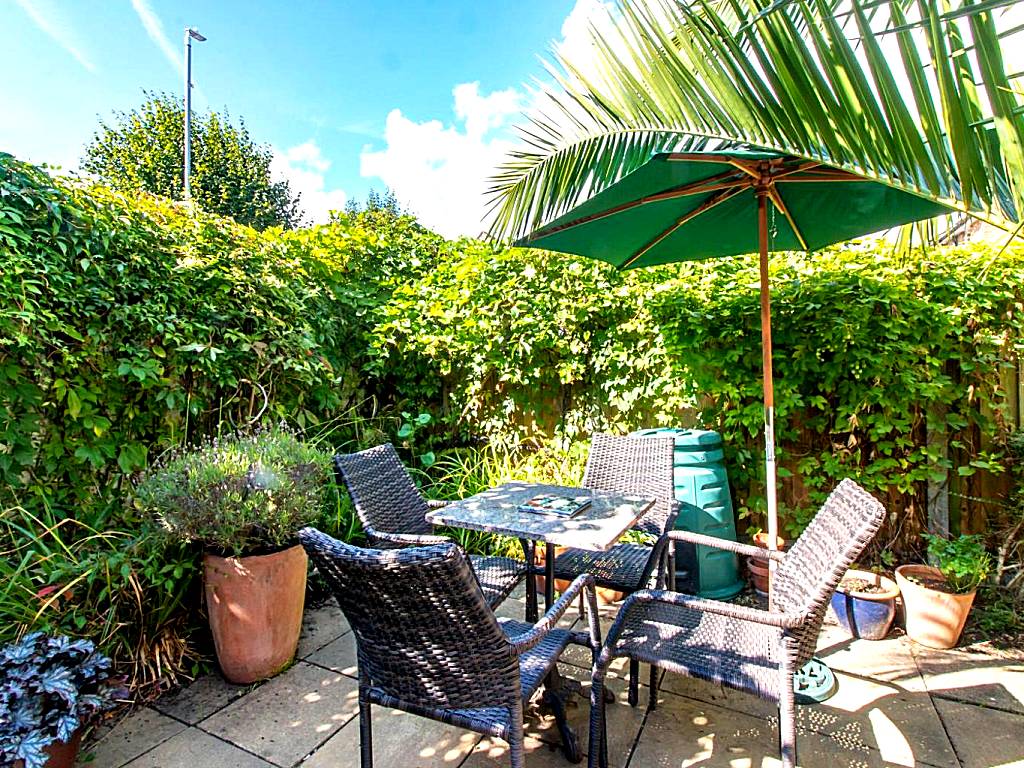 Bradstone Garden Retreat