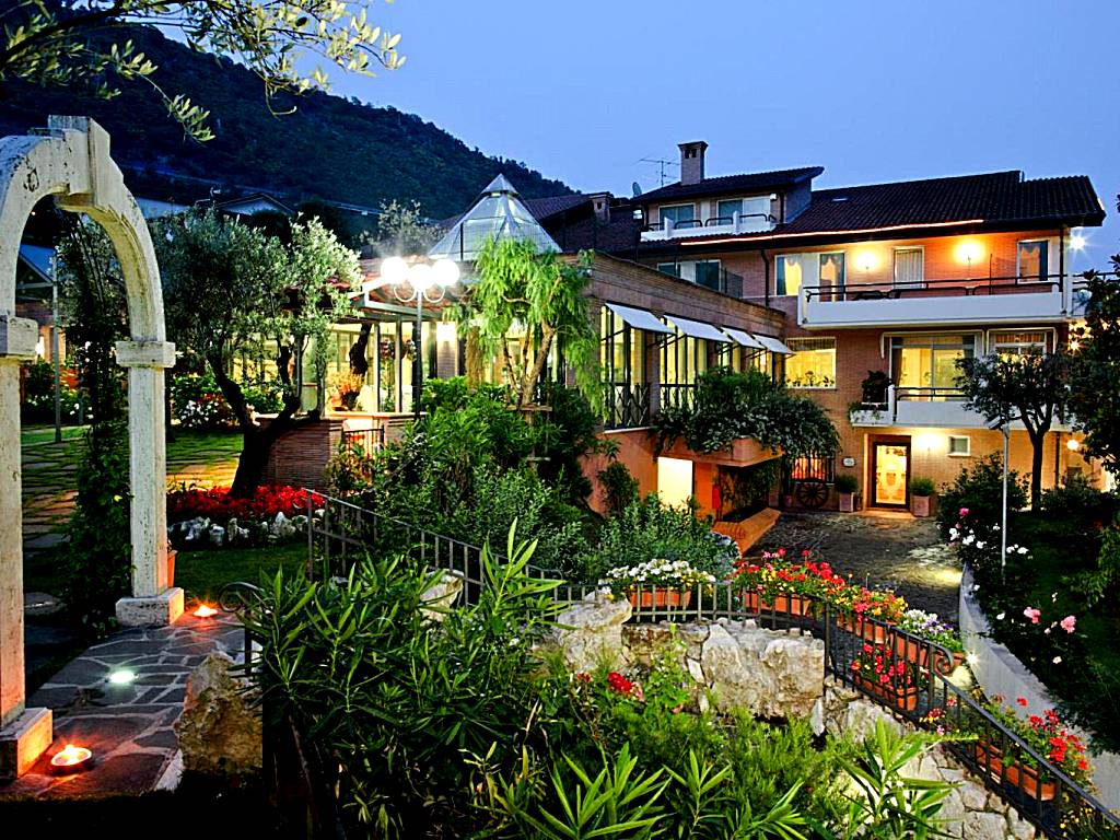 Hotel Des Reves (SantʼElia Fiumerapido)