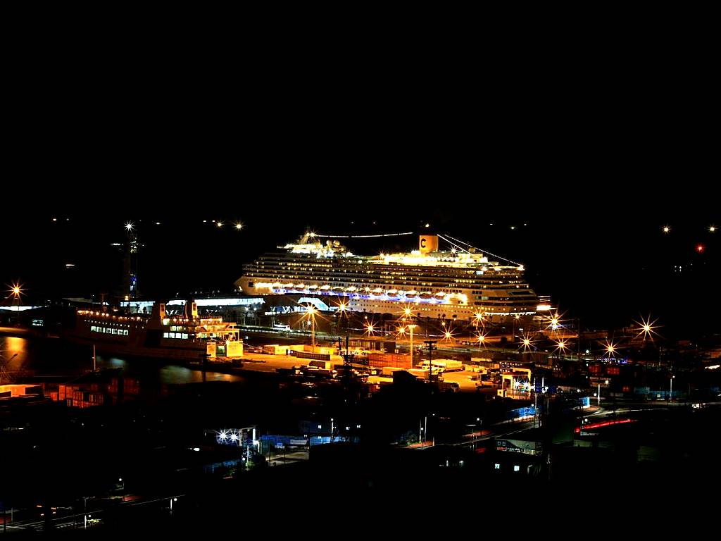 Harbor Hotel