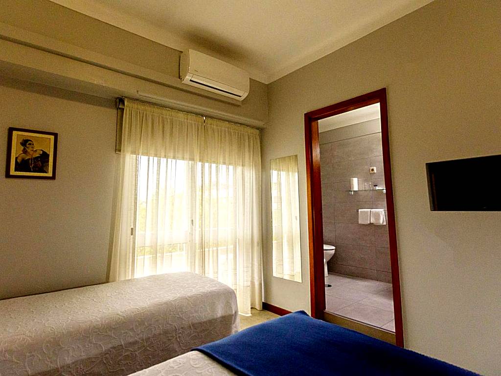 Hotel Sao Nicolau: Triple Room with Balcony