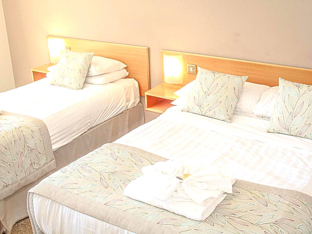 The Heritage Hotel: Triple Room (3 Adults or 2 Adults + 1 Child)