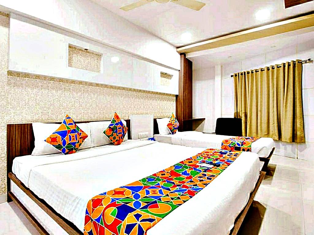 Hotel Amber: Deluxe Room