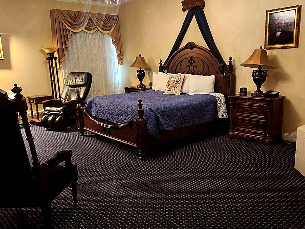 Best Western White House Inn: Lincoln Theme King Suite with Jacuzzi - Non-Smoking (Bangor)