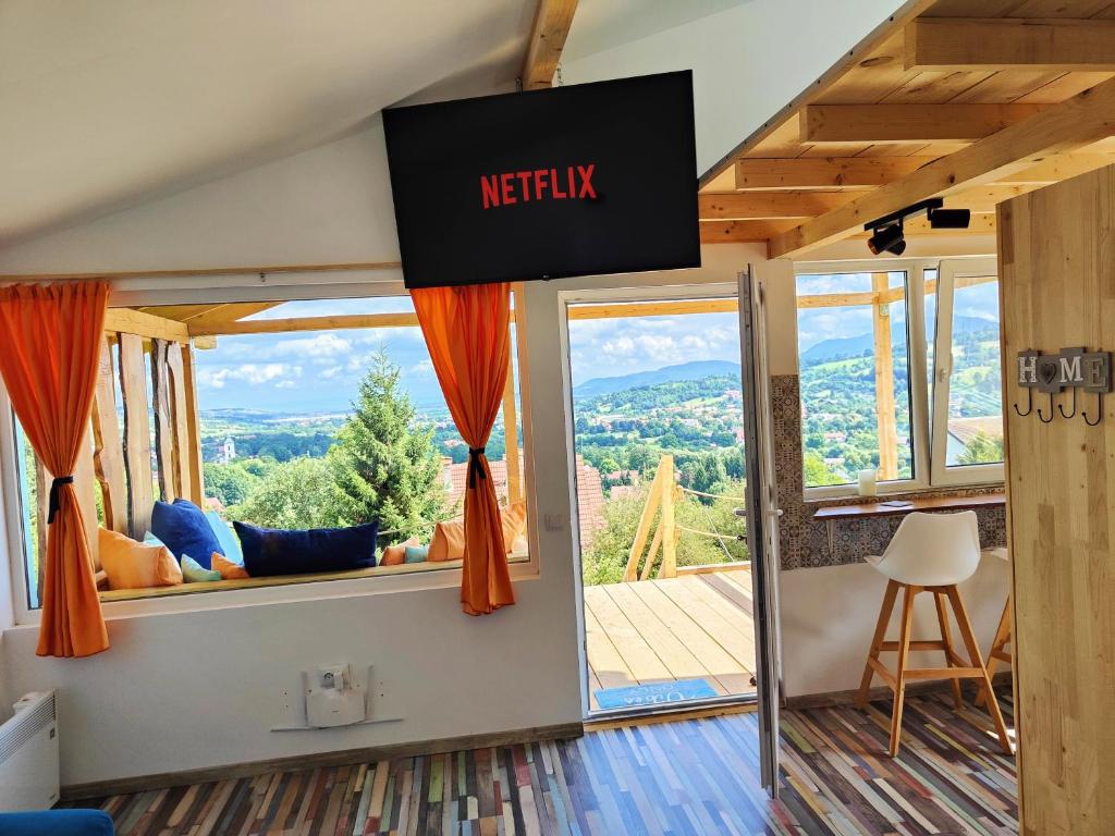 Rainbow Chalet