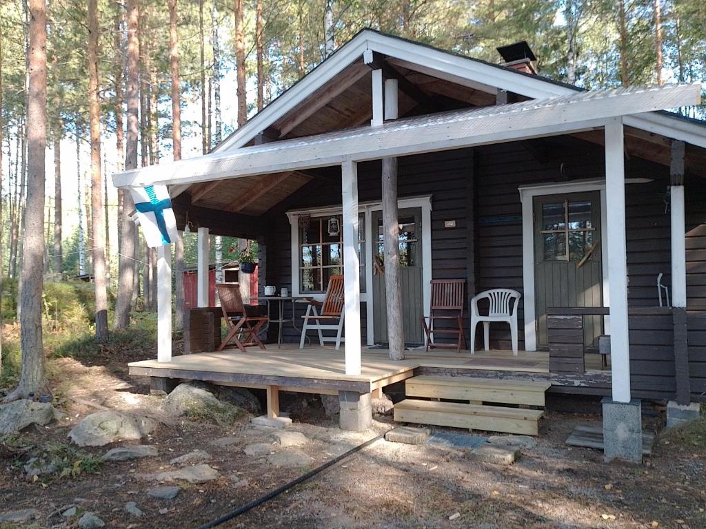 Kalliomökki