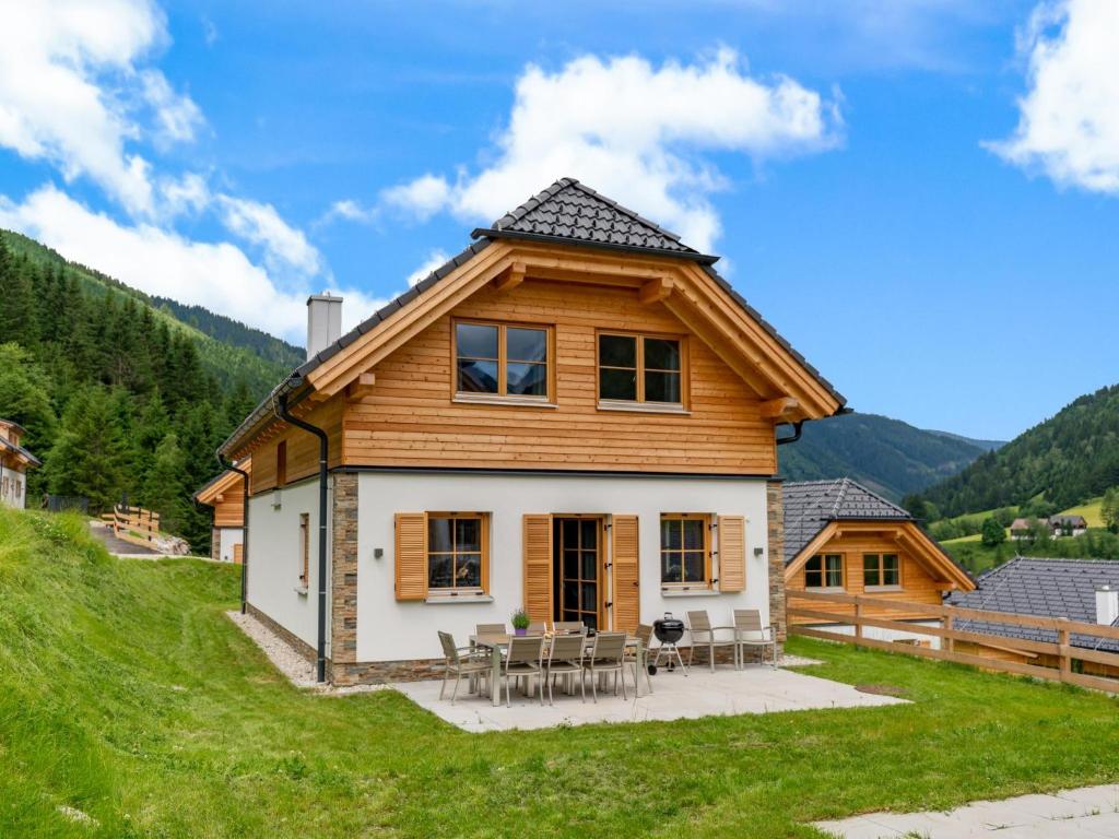 Chalet Pretzel