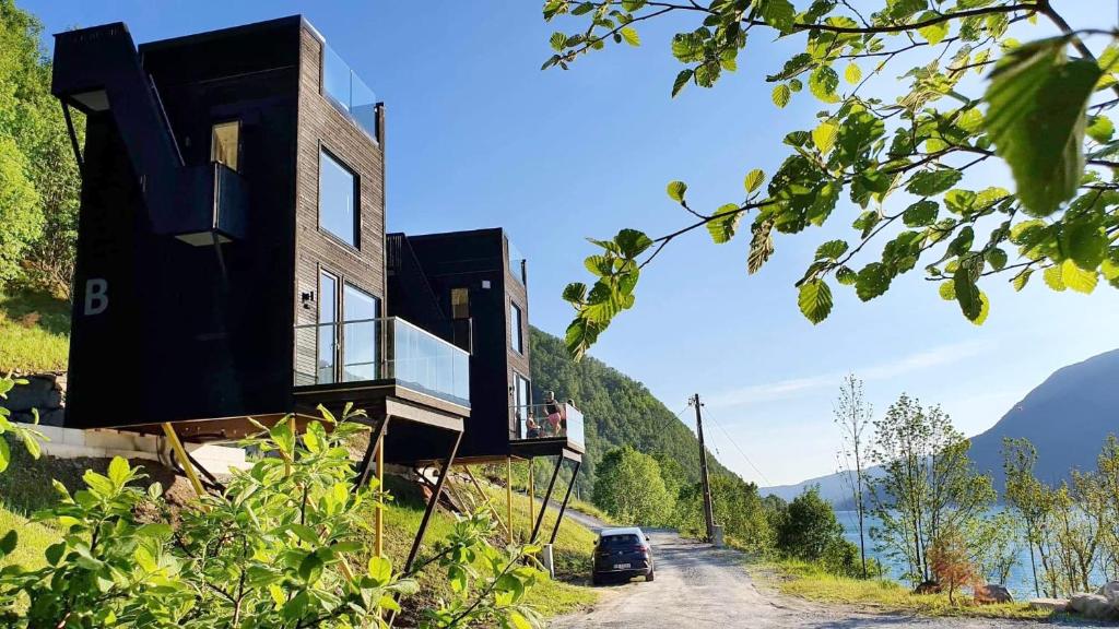 Mikrohyttene i Åkrafjorden