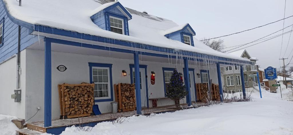 La Maison Bleue