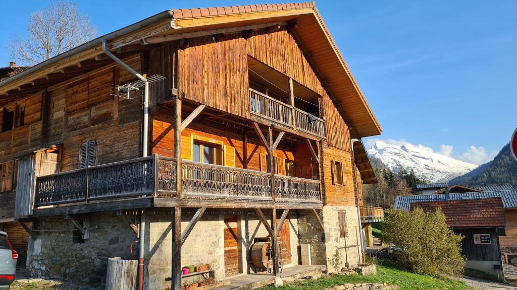 Bas de chalet à Saint-Jean de Sixt. 3 chambres 6 personnes