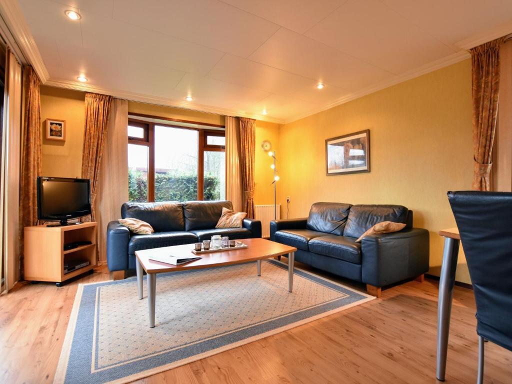 Spacious Chalet in Garderen with Fenced Garden