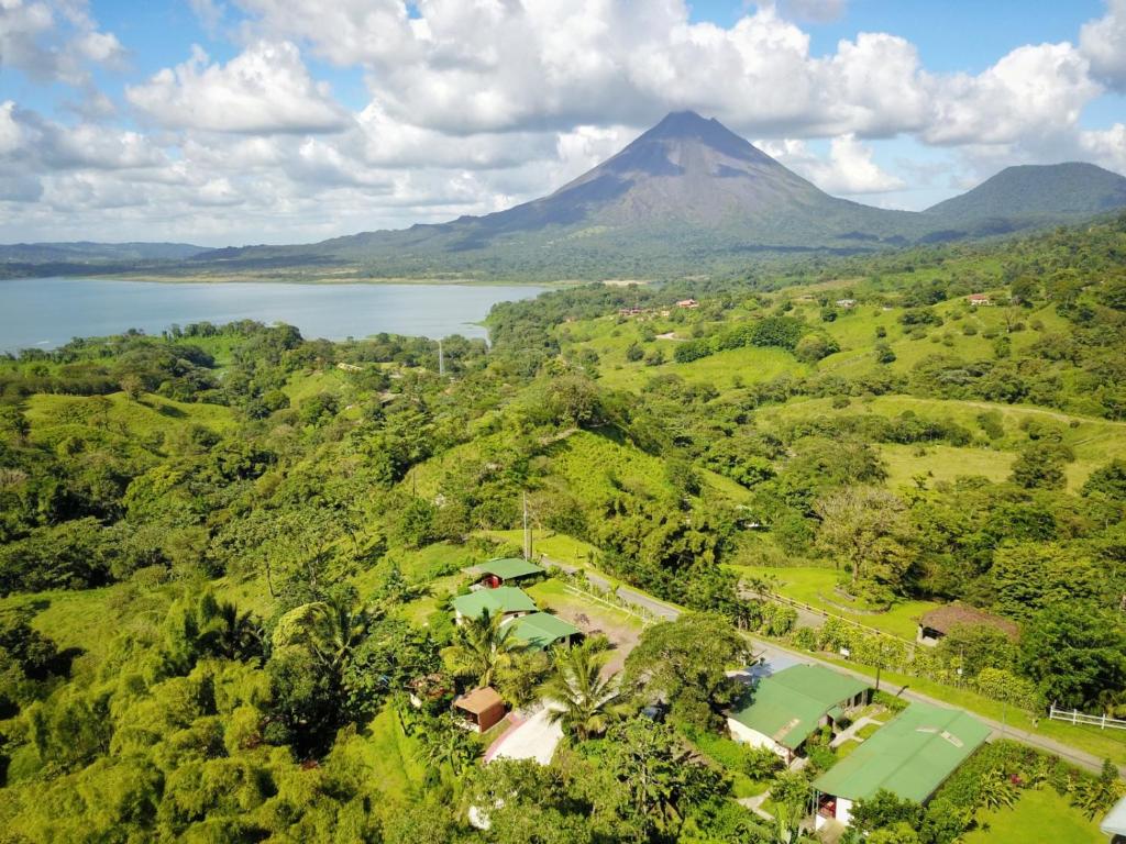 Essence Arenal Spa & Yoga