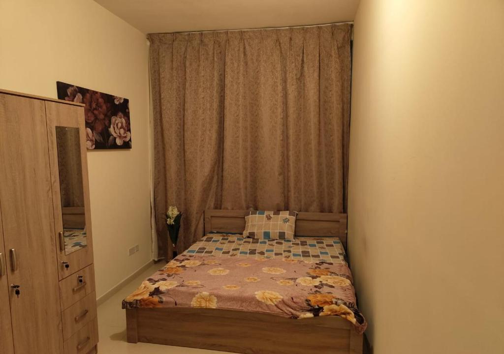 Private Room In shared apartment in heart of Ajman