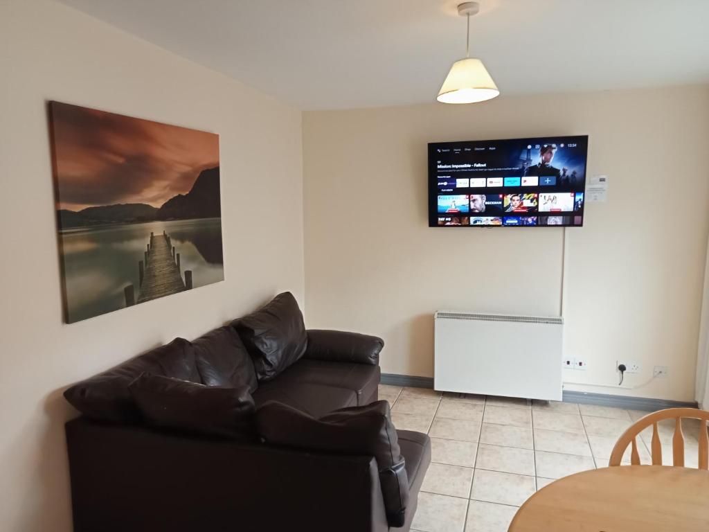39 Marine Court Apartment