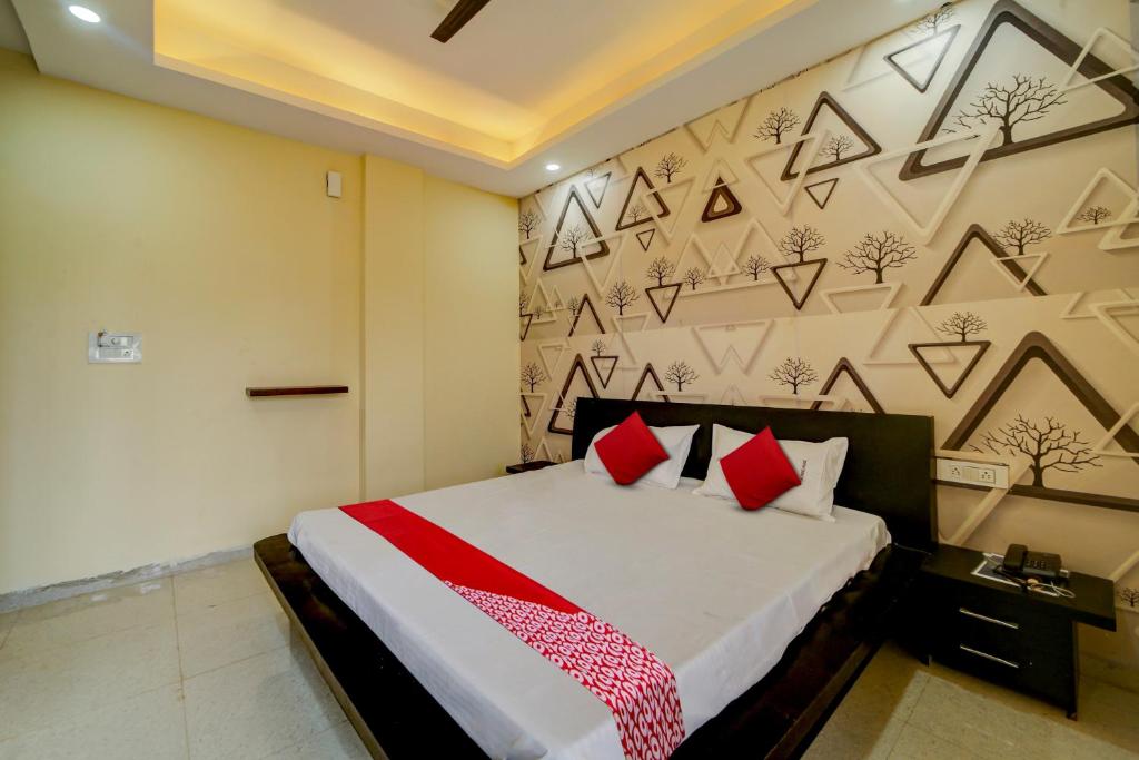 OYO Flagship The Angel Palace
