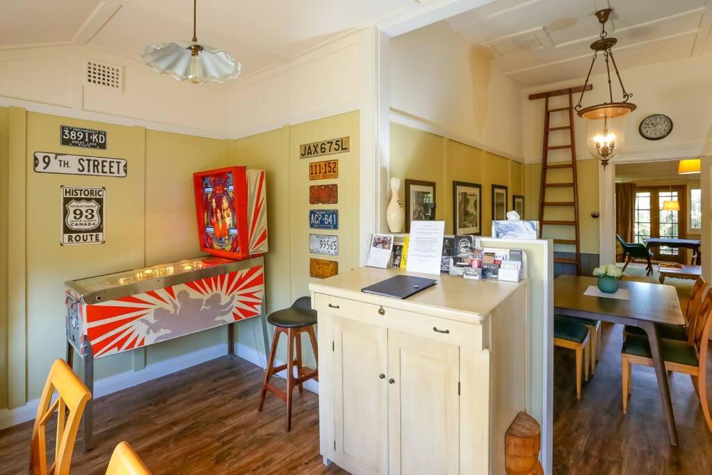 The Gables - Circa 1880 - Classic Bowral Property