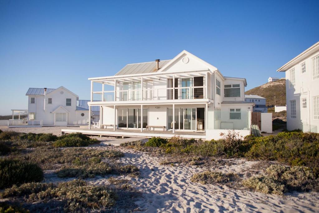 White Sands Beach Villa