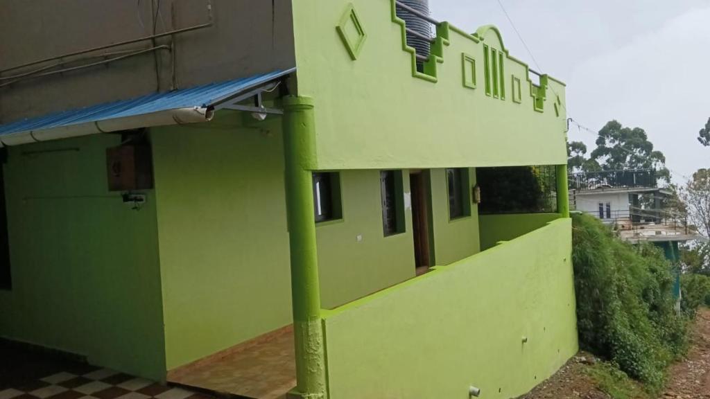 Green Star Bungalow