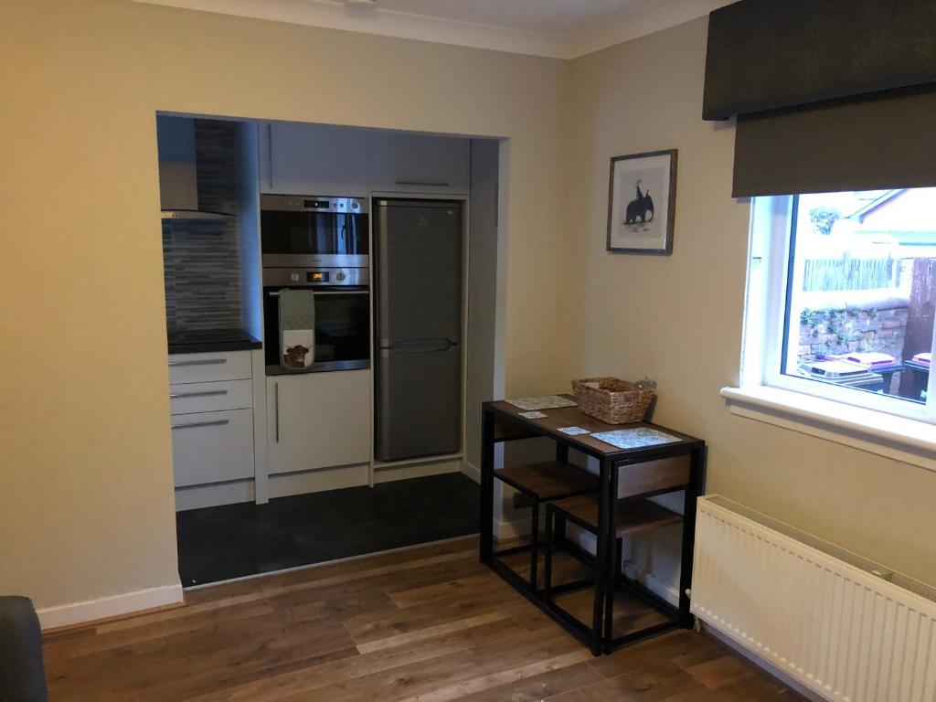 Ideally Located Modern Flat