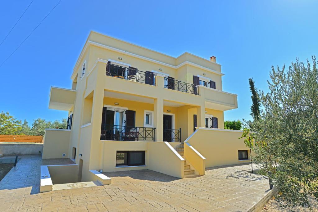 VILLA KONSTANTINOS 6 bedrooms
