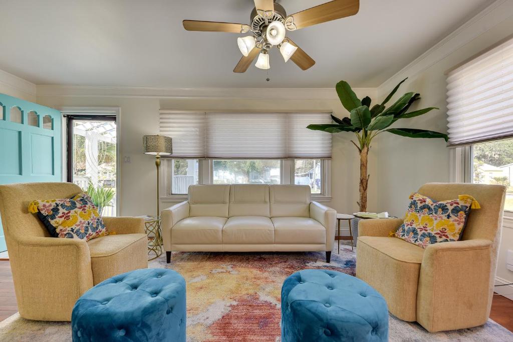 Stylish Downtown St Marys Home with Patio!
