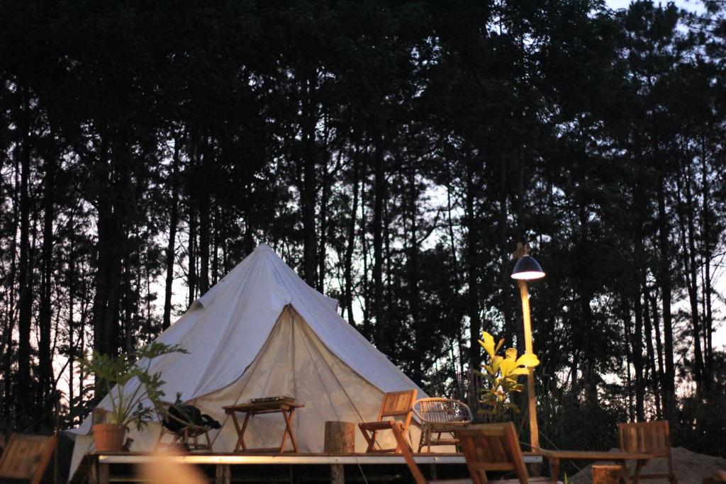 Sjugare Gård Glamping