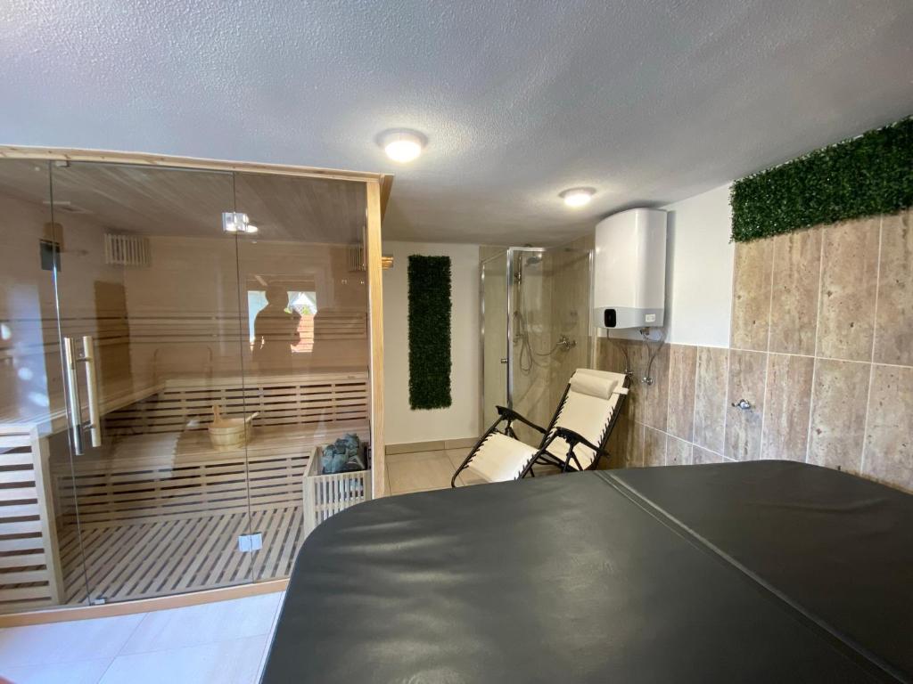 Idill Apartmanház B&B