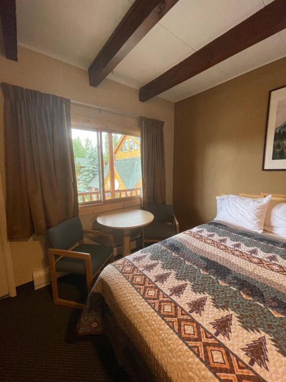 Spirit Lake Lodge