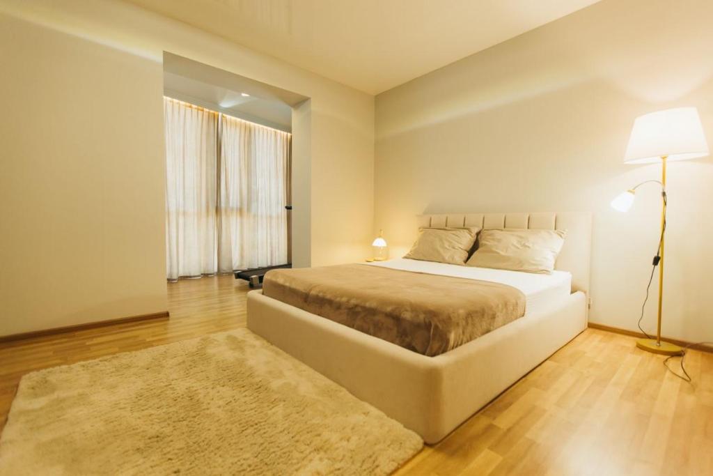 Atlant luxury Big Family Apart on Golovna з двома окремими спальнями навпроти ТЦ ДЕПОТ