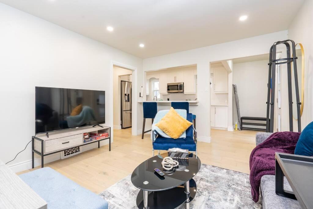 Cozy 4-Bdrm Pet-Friendly East Hamilton Escape