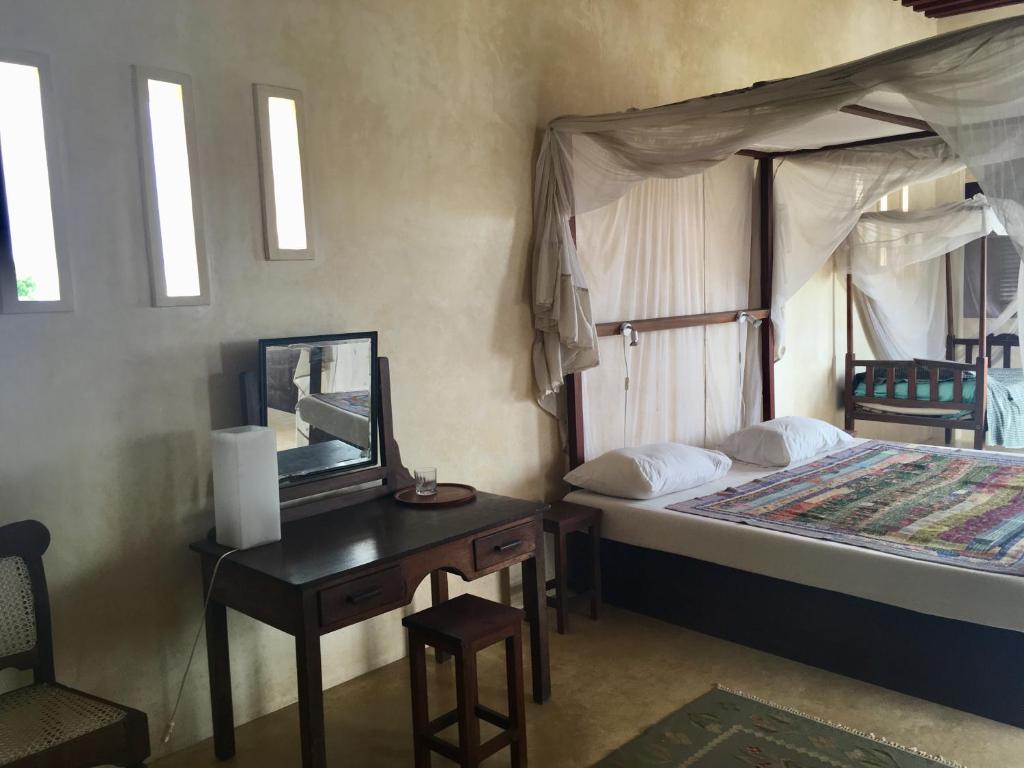 Subira House