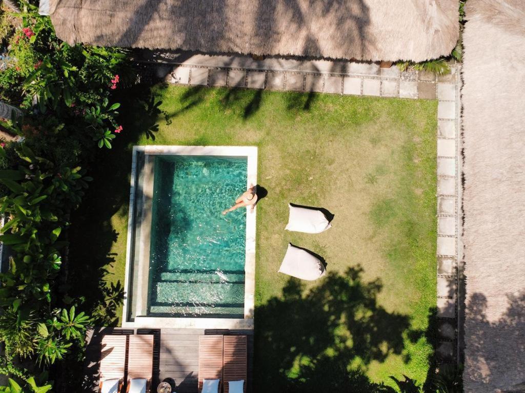 Loop Villas