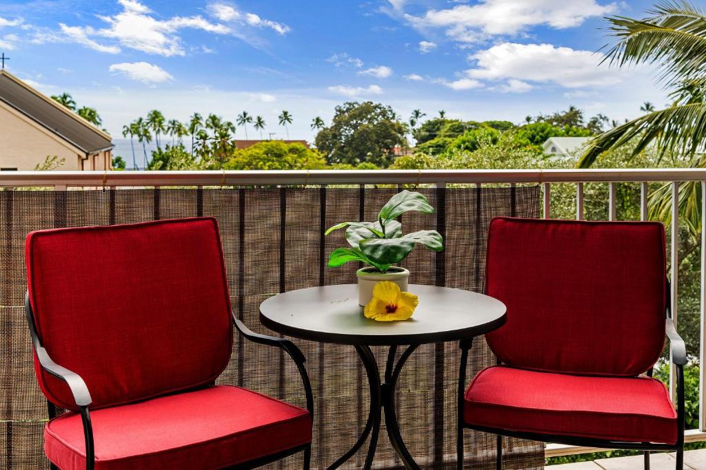 Kailua Village#307