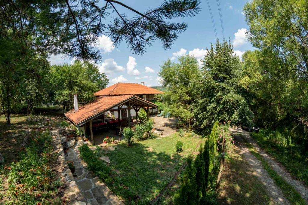 "Суларската къща"